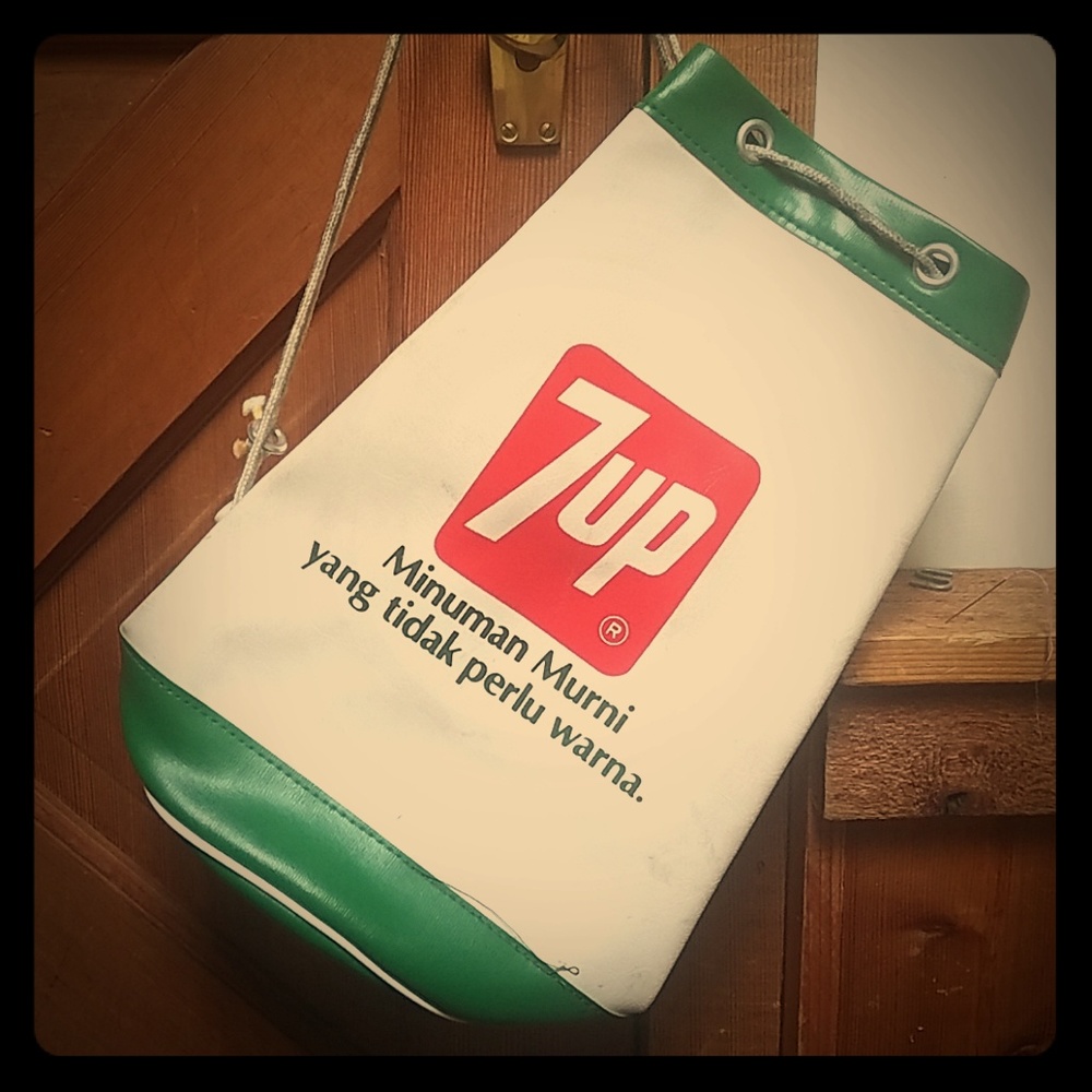 Vintage Indonesian 7up bag